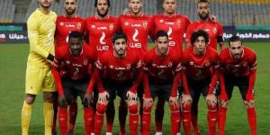 الاهلي يتوج بكاس السوبر المصري على حساب غريمه الزمالك - جريدة مانشيت