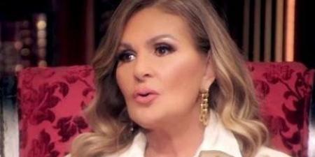 يسرا عن اعتزال عادل إمام: كلنا بنحترم خصوصيته وهو حر كتر خيره أدى الفن 50 سنة