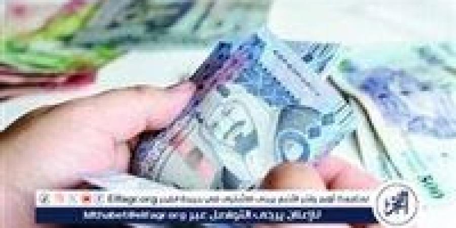 سعر الريال السعودي داخل البنوك أمام الجنيه في بداية تعاملات اليوم الإثنين 4-11-2024